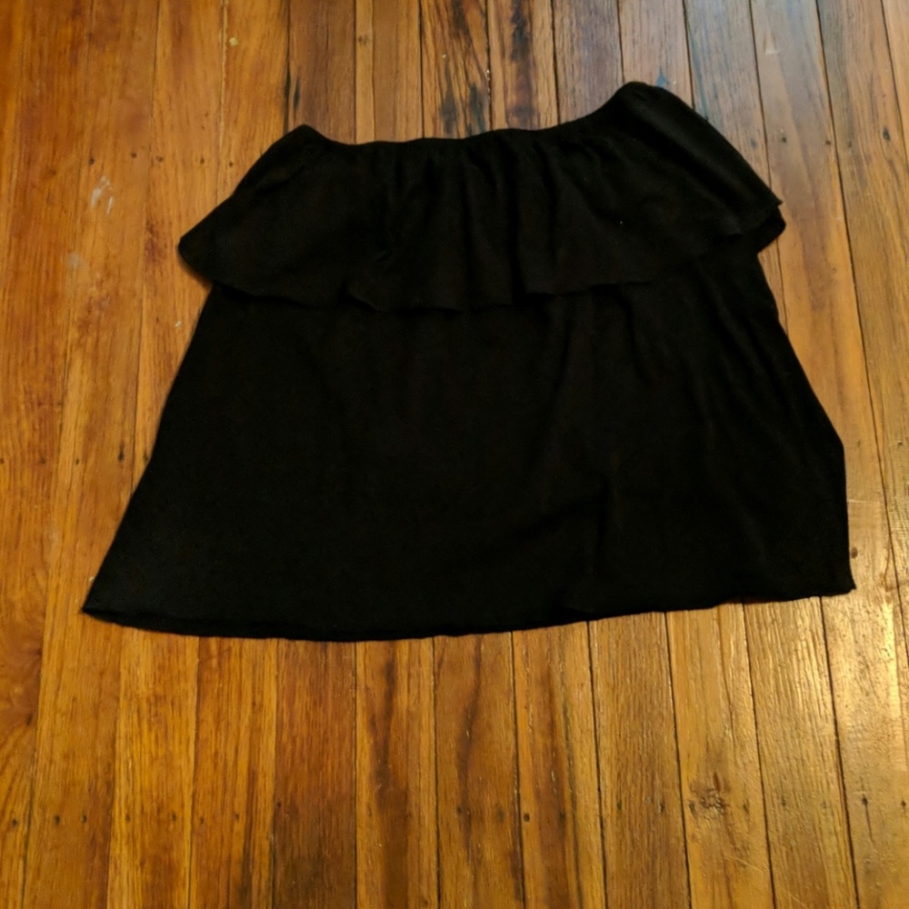 Excellent used condition black off-the-shoulder to